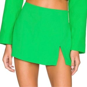 Amanda Uprichard × REVOLVE Dale Skort in
Grass Green Mini Skirt Small S